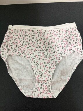 Hanes White Floral Cotton Briefs with Pink Flowers
